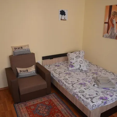 ホームステイ Casa Cu Fluturi *